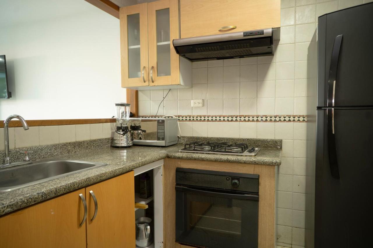 Апартаменты Apartamento En Bocagrande - Edificio Minarete Картахена Экстерьер фото